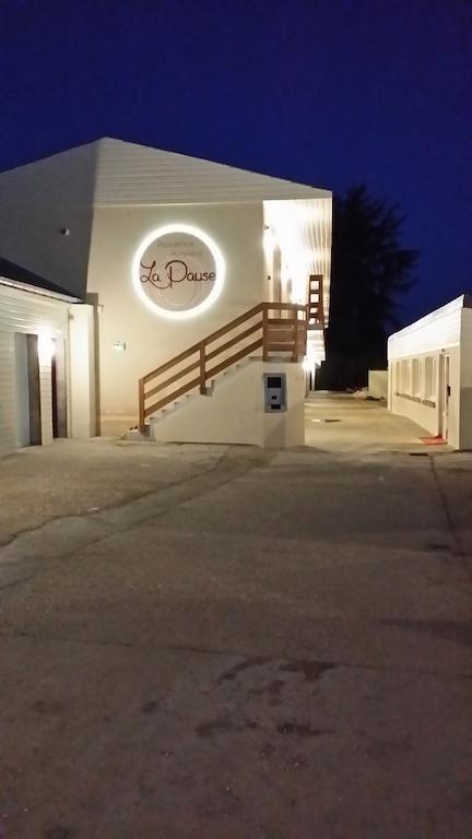 La Pause Hotel Évreux Kültér fotó