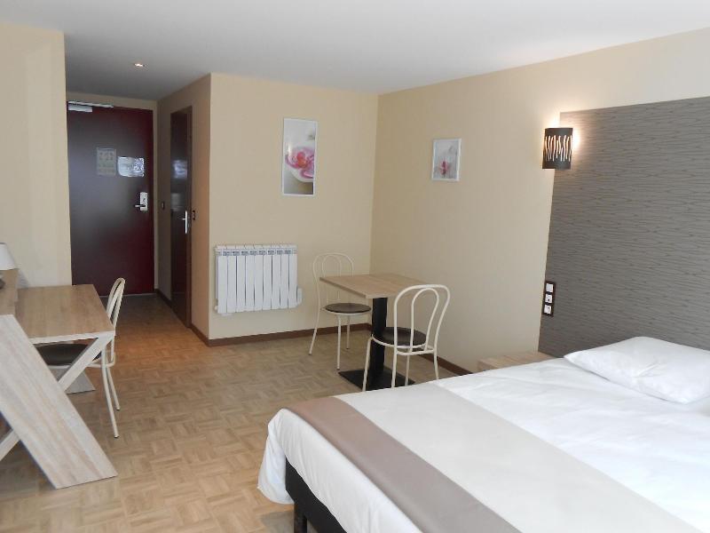 La Pause Hotel Évreux Kültér fotó