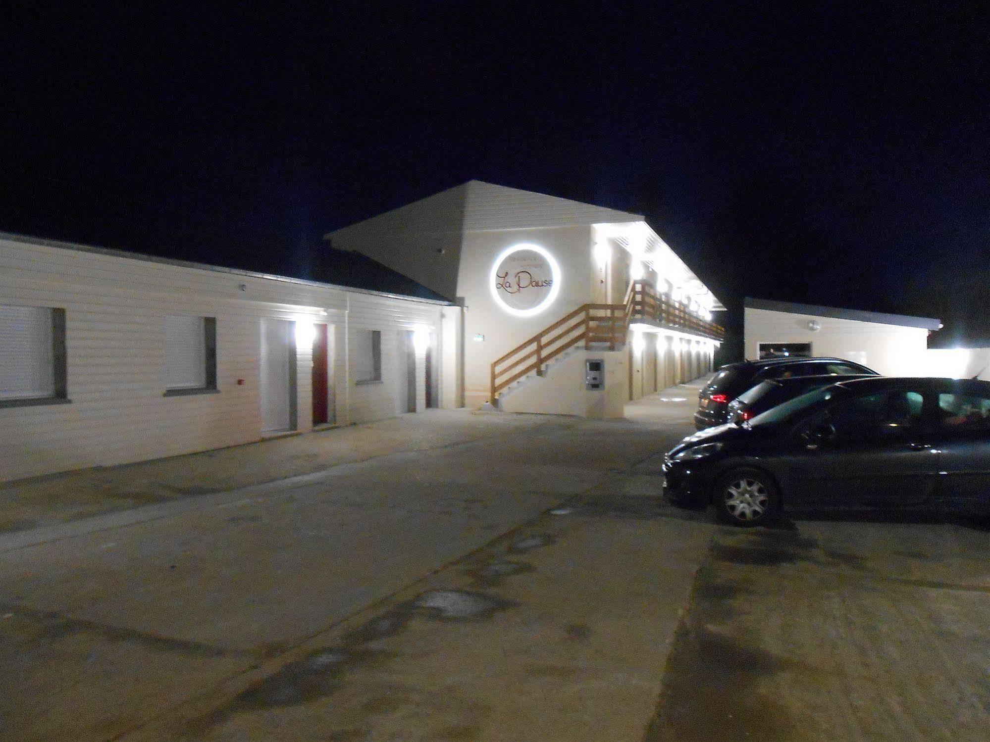 La Pause Hotel Évreux Kültér fotó